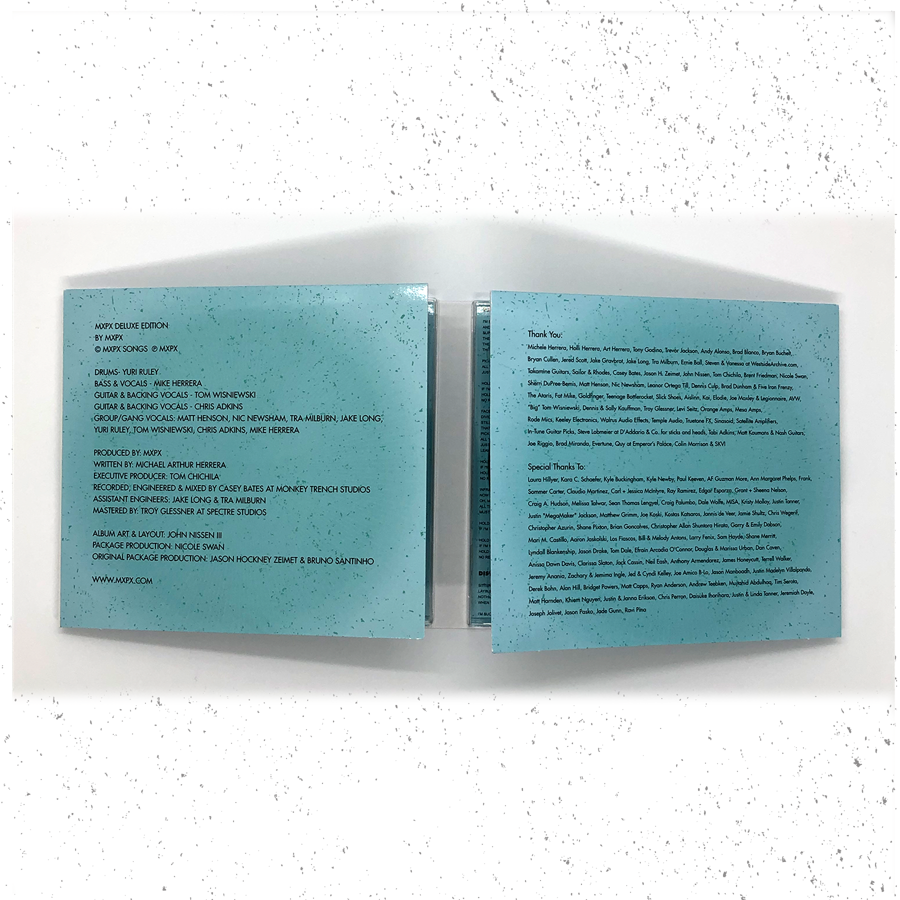 CD - SELF TITLED DELUXE EDITION